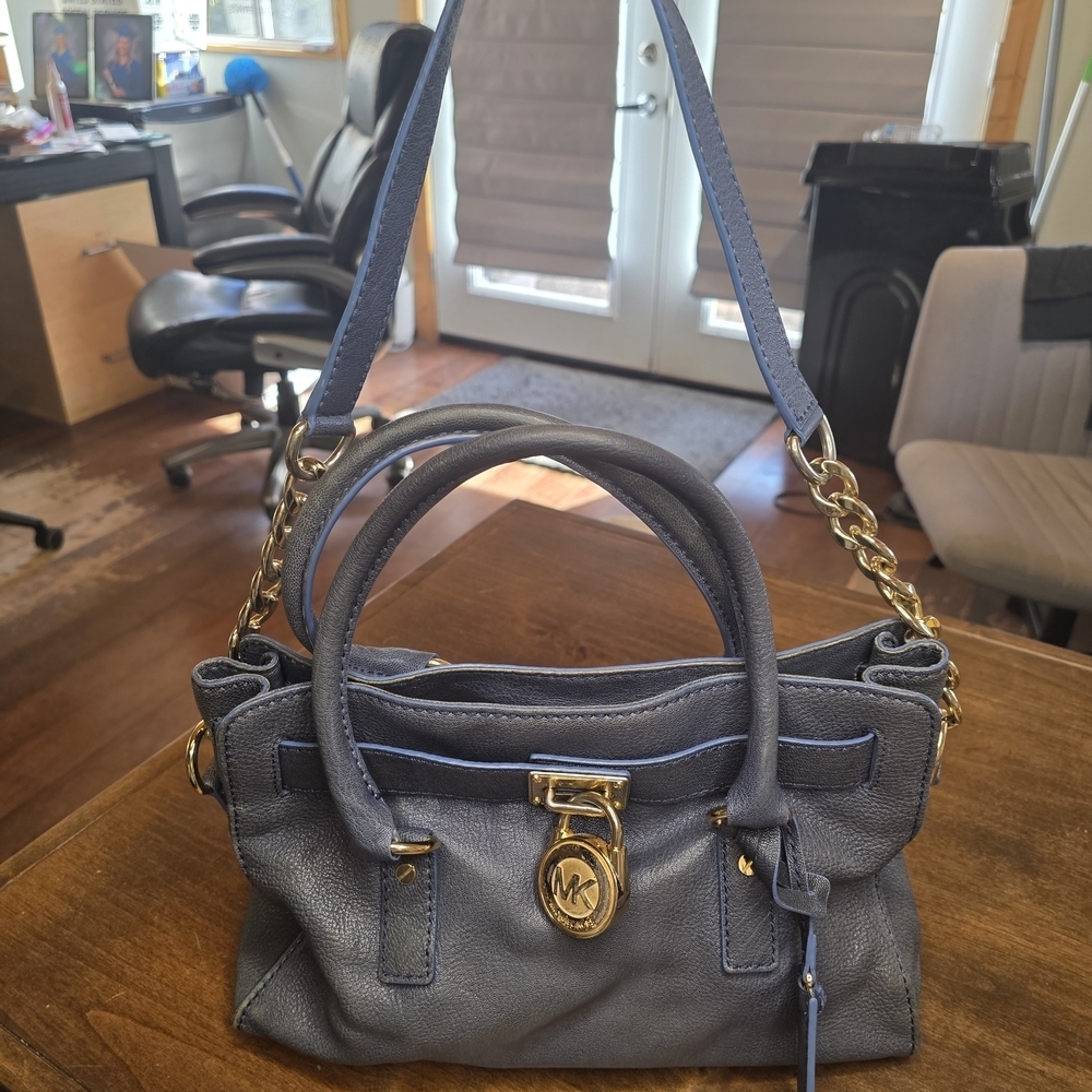 Michael Kors Hamilton Satchel with Matching Wallet Set - Picture 4 of 13